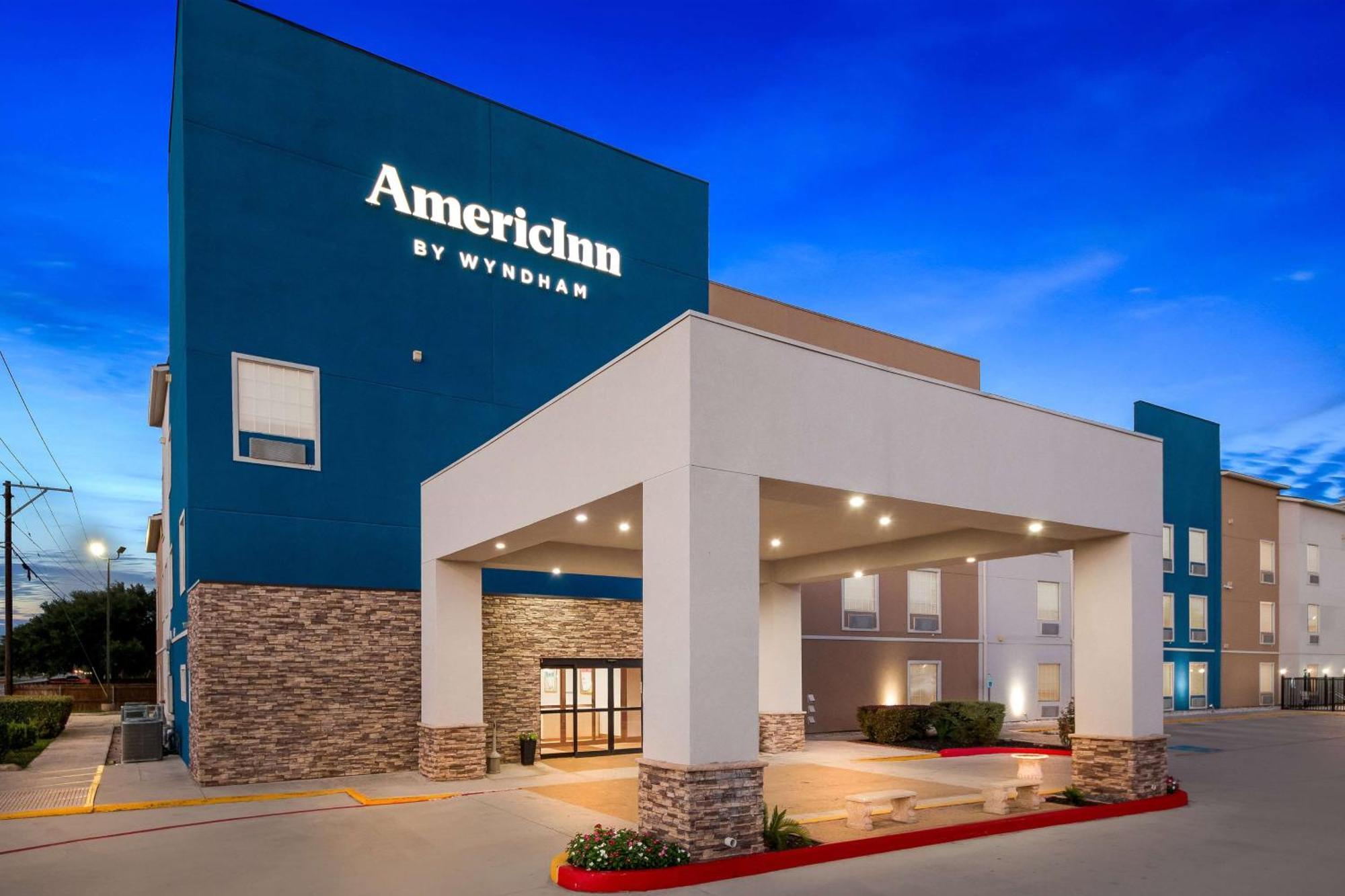 Americinn By Wyndham Нью-Браунфелс Екстер'єр фото
